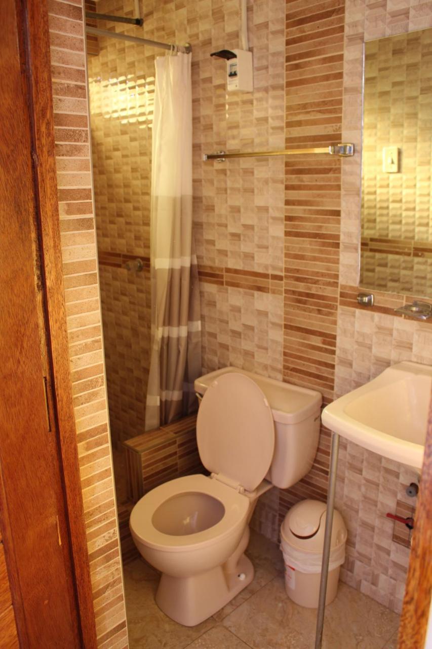 קוסקו Kennedy Guest House מראה חיצוני תמונה